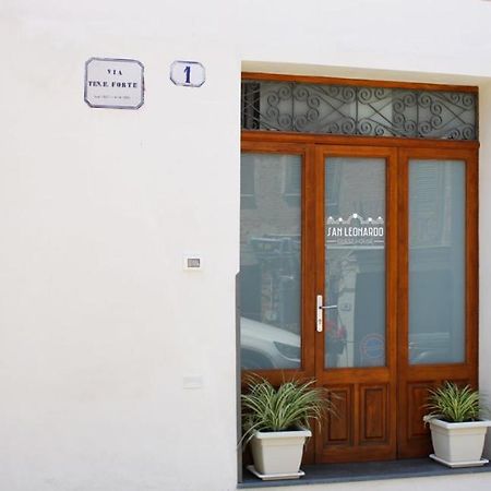 San Leonardo Guest House 카스텔부오노 외부 사진